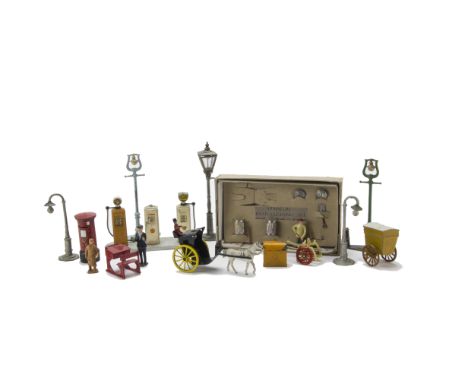 Taylor & Barrett miniature Road Cleaning Set (box and cleaner reproduction), Hilco large (5) and small (6) street lamps, lamp