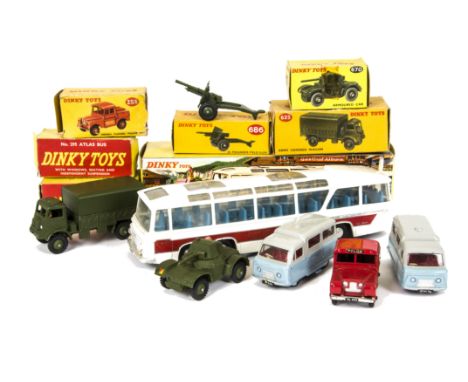 Dinky Toys Wagons & Trailers, 30n Farm Produce Wagon, green body, type 2 open chassis, black ridged hubs, VG-E, 25r Forward C