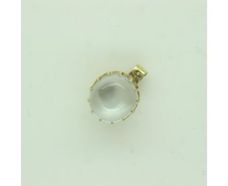 Unmarked 18ct gold moonstone cabochon pendant, 0.4g. UK P&amp;P Group 0 (£6+VAT for the first lot and £1+VAT for subsequent l
