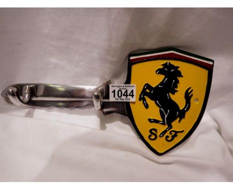 Cast aluminium Ferrari key hook, W: 30 cm. UK P&amp;P Group 1 (£16+VAT for the first lot and £2+VAT for subsequent lots) 