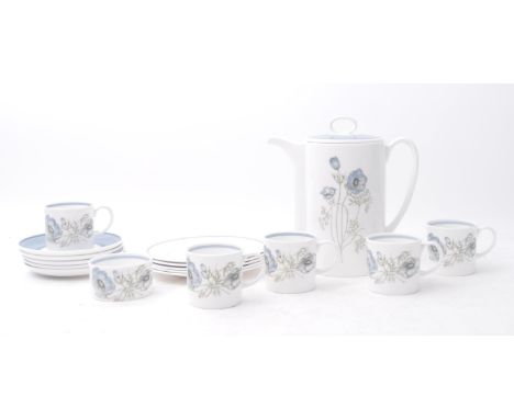 Susie Cooper - Glen Mist - a mid 20th Century vintage tea service. The lot to include five cake plates, five saucers, five te