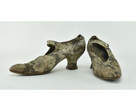 Vintage Fashion - The Queen Boot - an early 20th century circa 1920s pair of silk ladies' heeled shoes / pumps. Each shoe wit