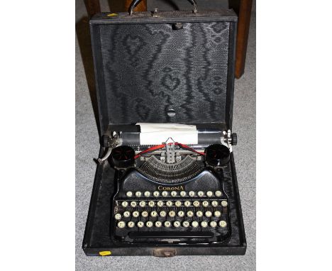 A CASED CORONA TYPEWRITER