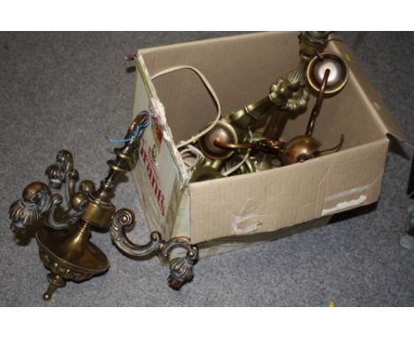 A QUANTITY OF VINTAGE BRASS, CHANDELIERS, LIGHTS ETC