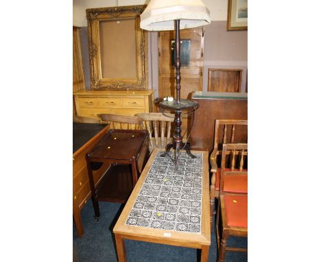 A TEAK RETRO TILE TOP COFFEE TABLE, MAHOGANY TROLLEY AND LAMP (3)