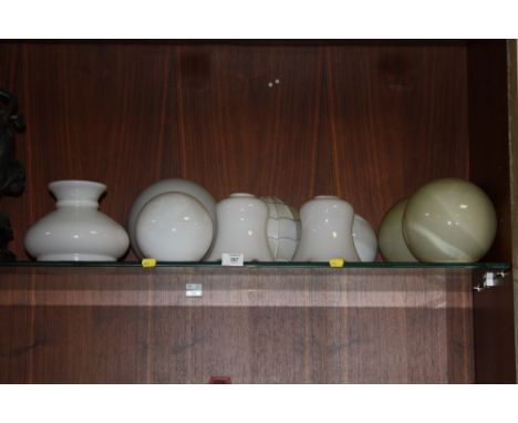 A COLLECTION OF VINTAGE GLASS LIGHT SHADES TO INCLUDE GLOBULAR EXAMPLES (9) 