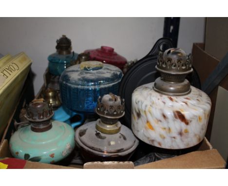 A TRAY OF VINTAGE OIL LAMPS A/F