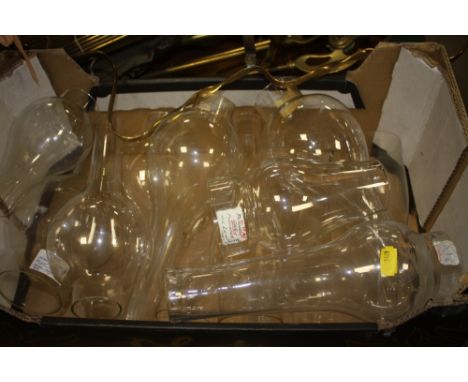 A TRAY OF VINTAGE OIL LAMP FLUES