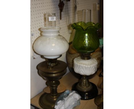 A BRASS OIL LAMP WITH SHADE TOGETHER WITH AN OPAQUE GLASS EXAMPLE WITH GREEN SHADE (2) 