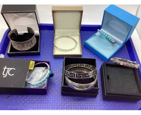 The Jewellery Channel; A "925" Hardstone Set Hinged Bangle, the oval shape stones to four claw setting, alternately set throu
