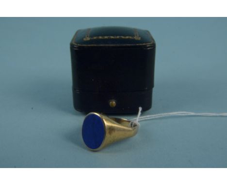 A gent's 9ct gold lapis set signet ring, size P 1/2, weight approx 6.5g