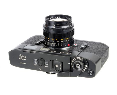 A Leica M5 Rangefinder Camera, 1972, black, serial no. 1353131, with Leitz Summilux f/1.4 50mm lens, 1972, black, serial no. 