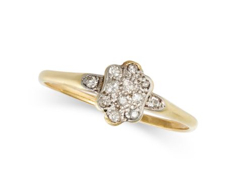 AN ANTIQUE DIAMOND CLUSTER RING in yellow gold, set with a cluster of single cut diamonds, no assay marks, size R1/2 / 9, 2.0