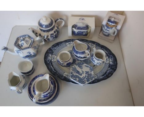 Yuan pattern blue &amp; white teapot stand and milk jug, two Ringtons miniature Maling teapots boxed, other Wade, Ringtons an