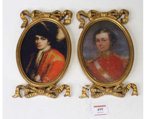A pair of reproduction military portrait prints, in gilt composition frames, 17 x 12cm