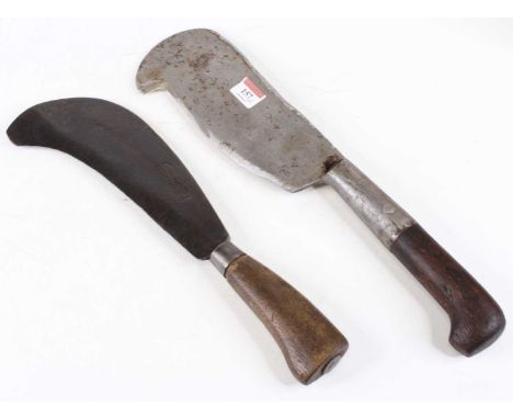 Two vintage bill hooks, the largest 44cm 