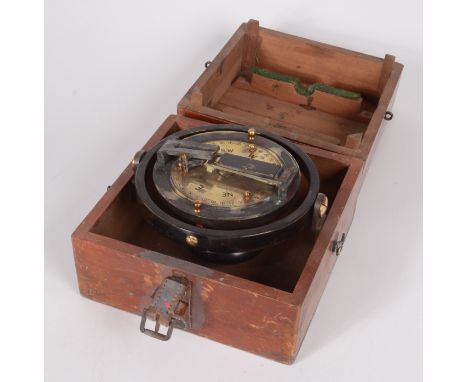 A Heath & Co Ltd of New Eltham, London ship's compass No.88 gimble mounted in a wooden box, width 20.5cm.
