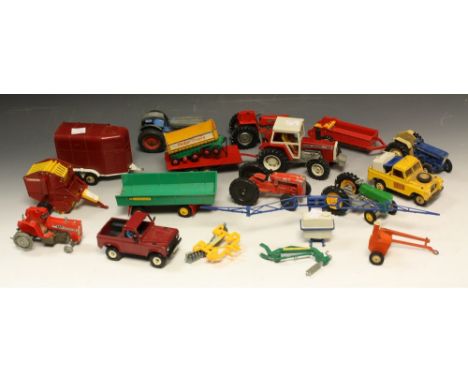 Die-cast Vehicles - Britains Toys agricultural vehicles, including Masset Ferguson 2680 tractor; others, horsebox, trailers, 