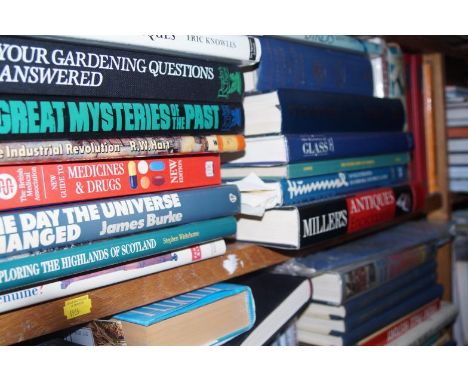 Various books on collecting, including Geoffrey Godden Pottery & Porcelain Marks, Cushion Handbook of Pottery & Porcelain Mar