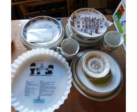 Job lot of commemorative and collectors' plates as well as cups and saucers, Bramley hedge seasons, summer winter spring and 