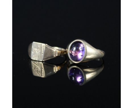 A gent's 9ct gold signet ring with cabochon amethyst and a 9ct gold signet ring with engraved initials “B.B.”