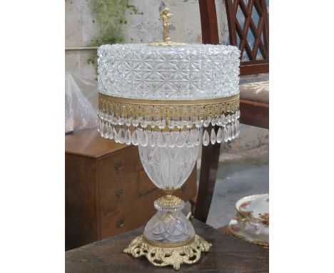 GILT METAL AND GLASS TABLE LAMP WITH GLASS SHADE AND DROPLETS 