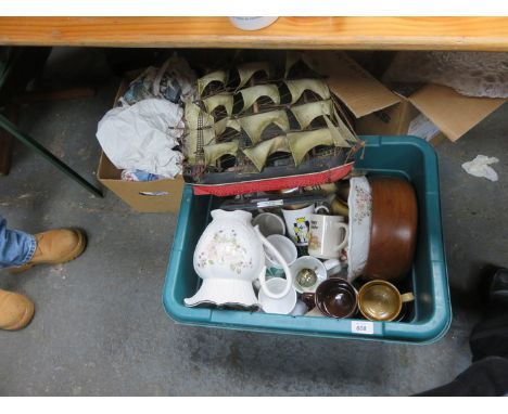 SUNDRY LOT INCLUDING CERAMICS , GLASSWARE AND MODEL GALLEON 