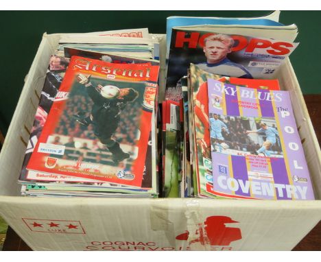 PARCEL OF LIVERPOOL FC SOUVENIR MATCHDAY PROGRAMMES, SOME WITH TICKET STUBS, VARIOUS DATES 