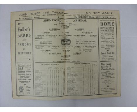 ARSENAL, 1938/1939, Brentford versus Arsenal, a football programme from the fixture played on 08/09/1938 (folded).