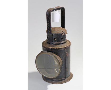 Oil lamp, possibly carriage 