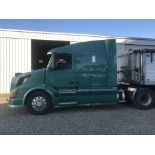 2005 Volvo Semi Truck