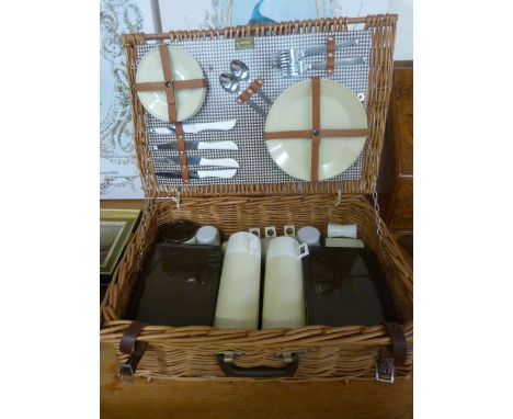 Vintage Brexton picnic hamper