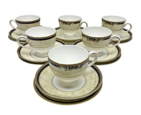 Wedgwood Cornucopia pattern tea service for six, comprising dessert plates, teacups and saucers (18)