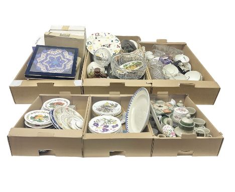 Emma Bridgewater wall clock, Country Artists kingfisher, Wedgwood Charnwood pattern tea service and a large collection of col