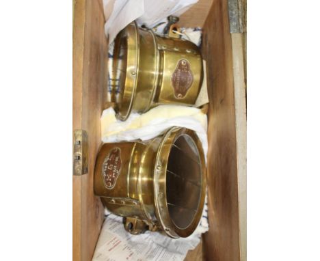 Pair of Edwardian Brass car headlamps in wooden box, with name plates reading 'Best British Made - The H&amp;B Projector No 9