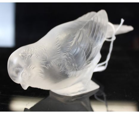 Lalique glass model of a bird, signed R Lalique, France