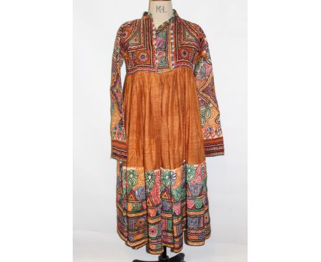 Vintage Banjara hand embroidered and mirrored linen women's coat. Colourful thread work, small button fastenings to bodice an