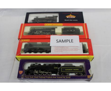 Railway 00 gauge selection of boxed locomotives and tenders including Hornby, Bachmann and others