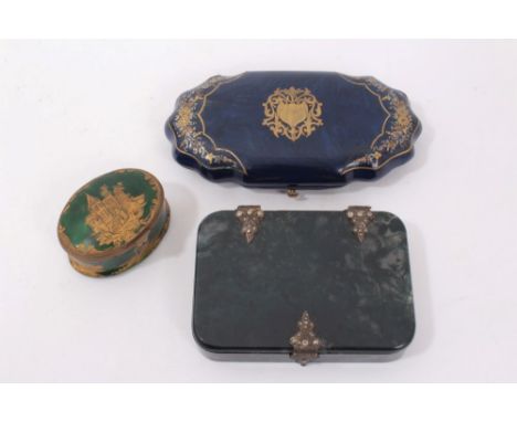 18th century Continental enamel snuff box, cushion form decorated in gilt on green guilloche enamel ground, 5cm wide, togethe