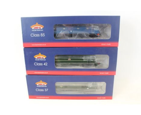 Railway Bachmann 00 gauge locomotives Class 42 Diesel D823 BR Green 'Hermes' 32-052A Class 37/0 Diesel D6801 32-782, Class 85