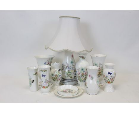 Aynsley ceramics including table lamp with shade, vases, dishes etc 11 pieces