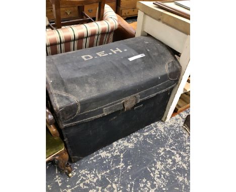 A LARGE DOMED TOP CABIN TRUNK. W 84 X D 59 X H 67cms. 