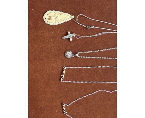 4 Silver necklaces 