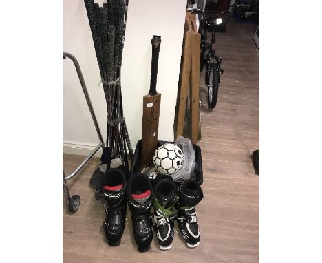 VINTAGE GRAY-NICHOLLS CRICKET BAT AND GOLF CLUBS ETC