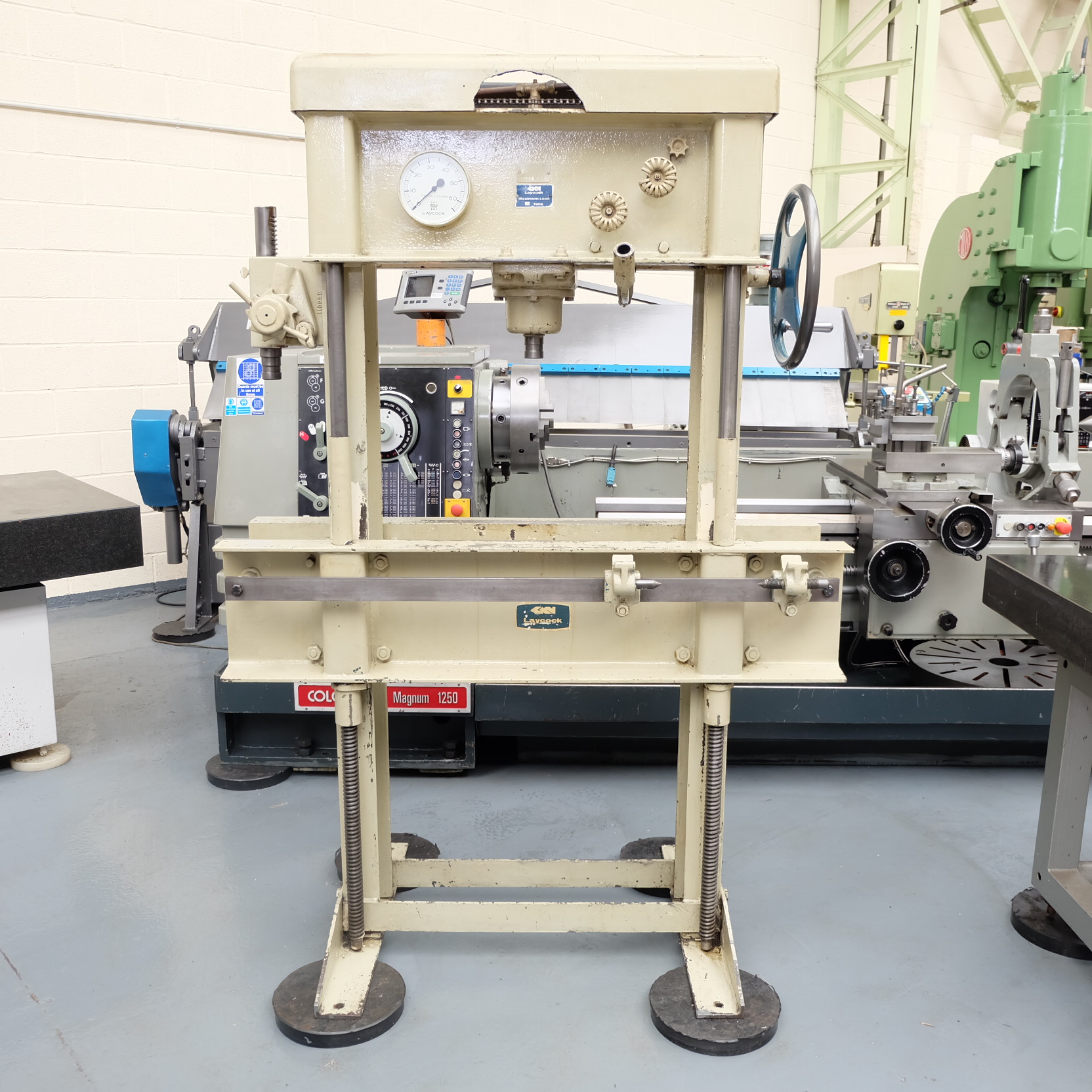 A Laycock 60 ton Garage Press, 4 Leadscrew Rise and Fall for Accurate