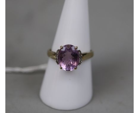 9ct gold amethyst set ring - Size Q 
