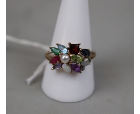 9ct gold stone set ring - Size U 
