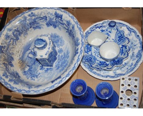 A box of miscellaneous blue and white china, to include; Spode Italian pattern tea caddy, large wash-bowl, sauceboats etc 