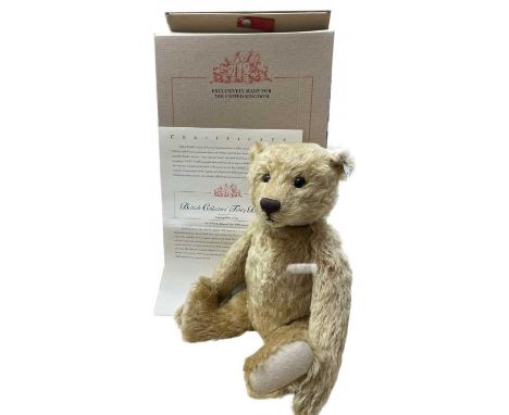 A boxed Steiff British Collector's 2002 Honey-Golden Teddy Bear, with certificate. Number 02536 / 4000Also in original shippi