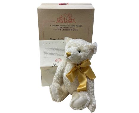 A boxed limited edition Steiff British Collector's 2000 Teddy Bear in champagne, with certificate. Number 03786 / 4000Also in